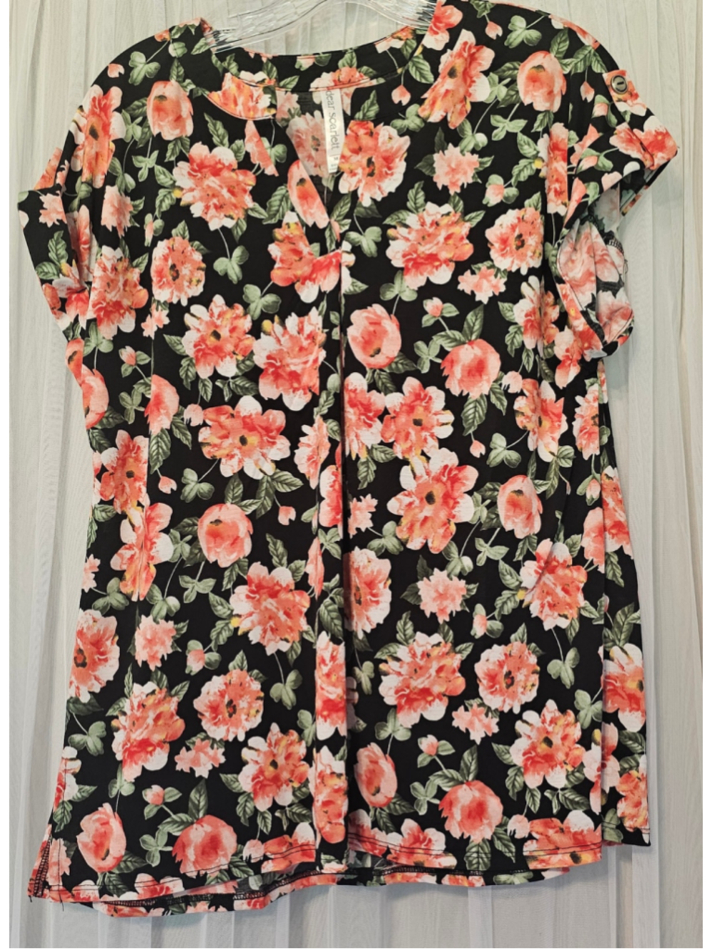 Women's Dear Scarlett Floral Blouse Size M Black Coral Roses